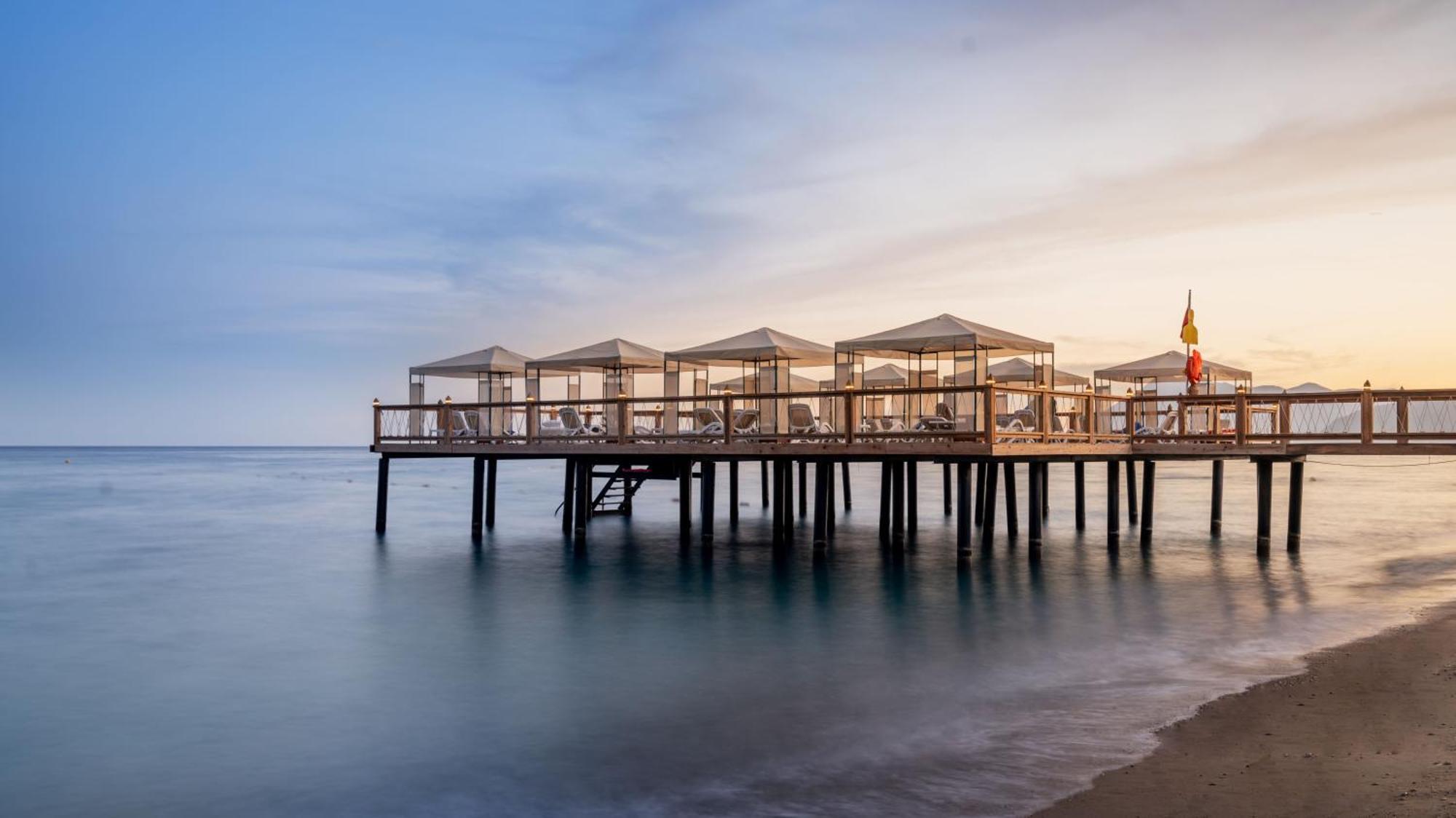 Rixos Premium Tekirova - The Land Of Legends Access Hotel Exterior photo