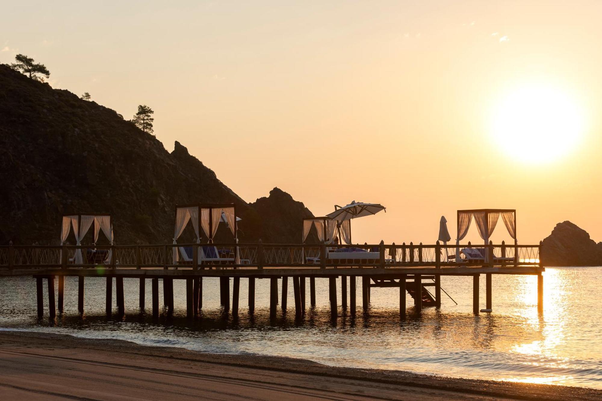 Rixos Premium Tekirova - The Land Of Legends Access Hotel Exterior photo